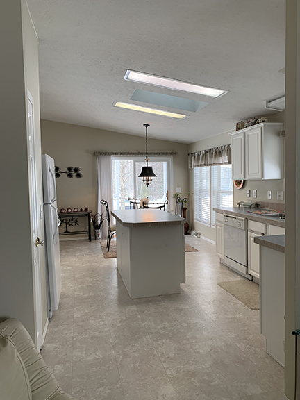 Woodcreek Pre-Owned Homes 688 Woodcreek Blvd.
