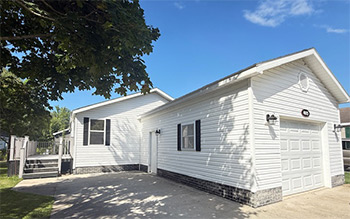 Woodcreek Pre-Owned Homes 493 Chesapeake Ct.