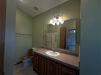 Woodcreek Pre-Owned Homes 603 Hawthorne