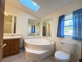 Woodcreek Pre-Owned Homes 807 Fox Hunt