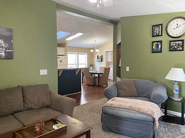 Woodcreek Pre-Owned Homes 909 Woodcreek Blvd.
